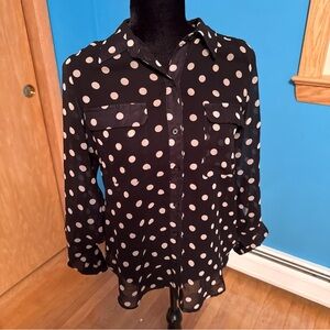 Old Navy Black and White Polka Dot Button-Down Shirt